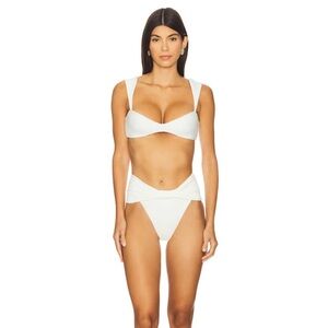 NWT REVOLVE Agua Bendita Bikini set in Avorio